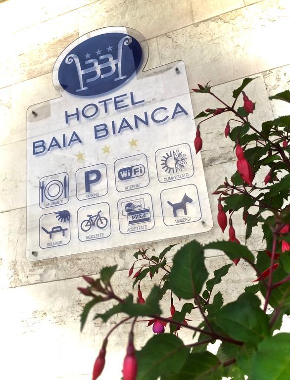 Hotel Baia Bianca Diano Marina Exterior foto